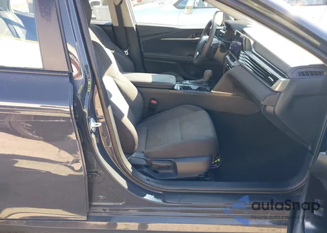 2025 Toyota Camry Le from USA, damaged, VIN 4T1DAACK2SU035406